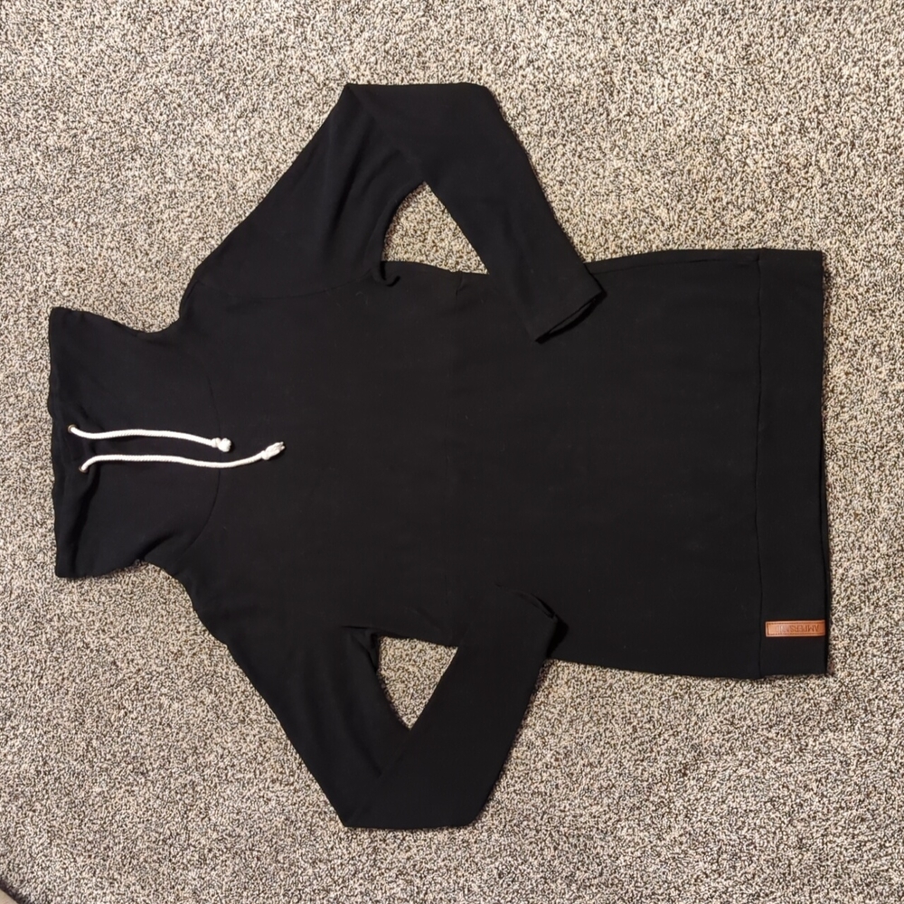 Ampersand Avenue Fleece Cowlneck